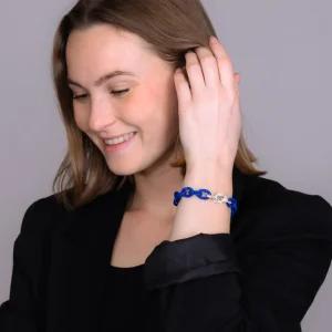 Elegant Blue Bracelet